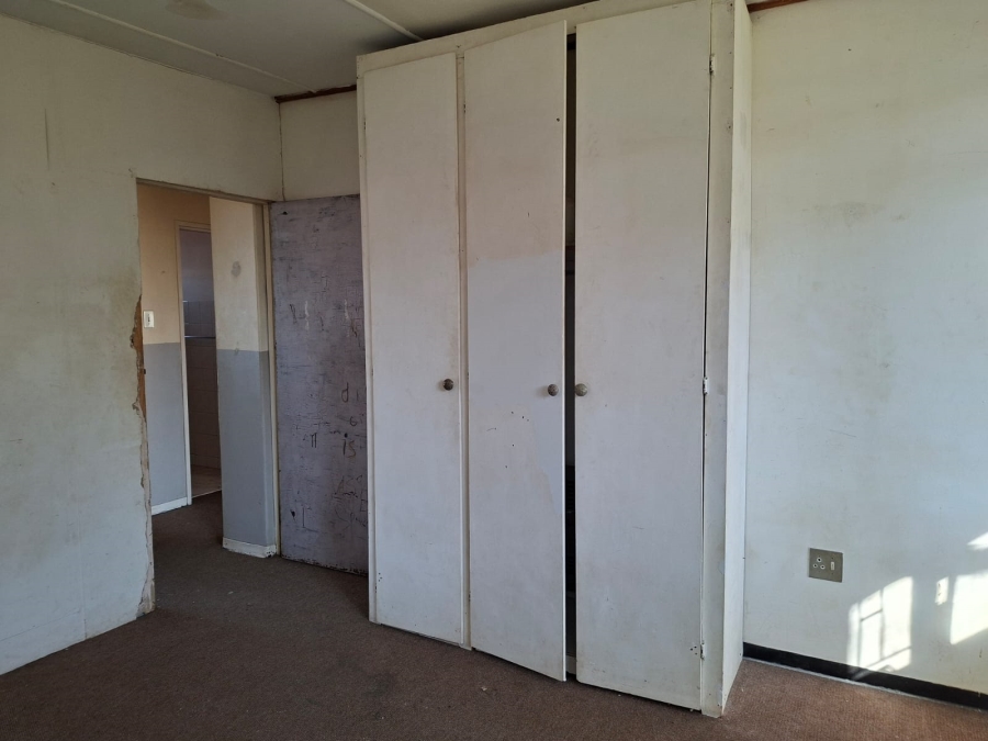 2 Bedroom Property for Sale in Potchefstroom North West